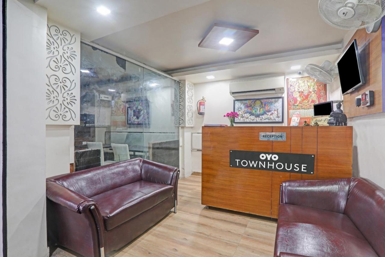 Townhouse 1150 Hotel Dayal Palace Chinhat Kültér fotó